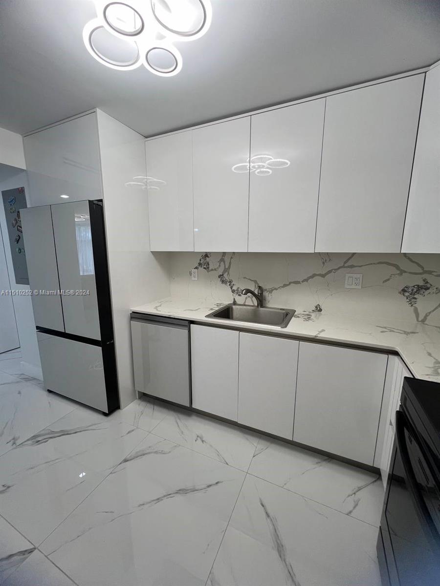 20100 W Country Club Dr 407, Aventura, Florida 33180, 2 Bedrooms Bedrooms, ,2 BathroomsBathrooms,Residential,For Sale,20100 W Country Club Dr 407,A11510252