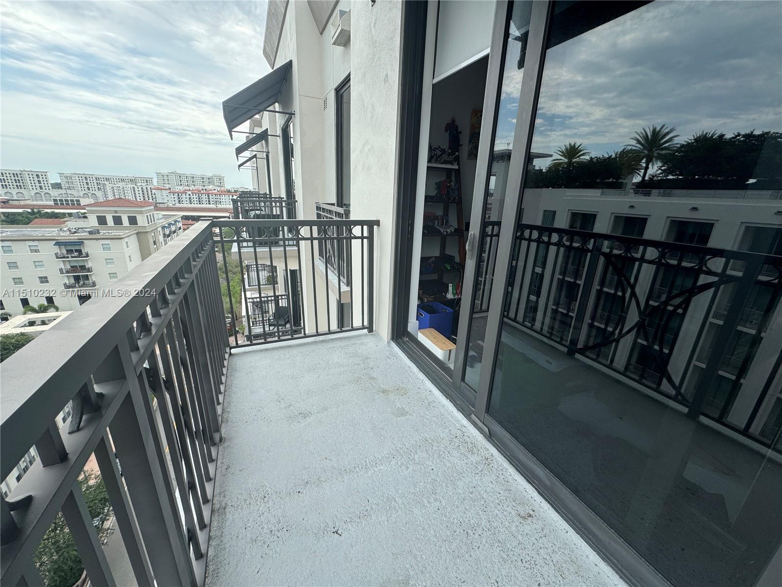 301 Altara Ave UPH1003, Coral Gables, Florida 33146, 1 Bedroom Bedrooms, ,1 BathroomBathrooms,Residential,For Sale,301 Altara Ave UPH1003,A11510232