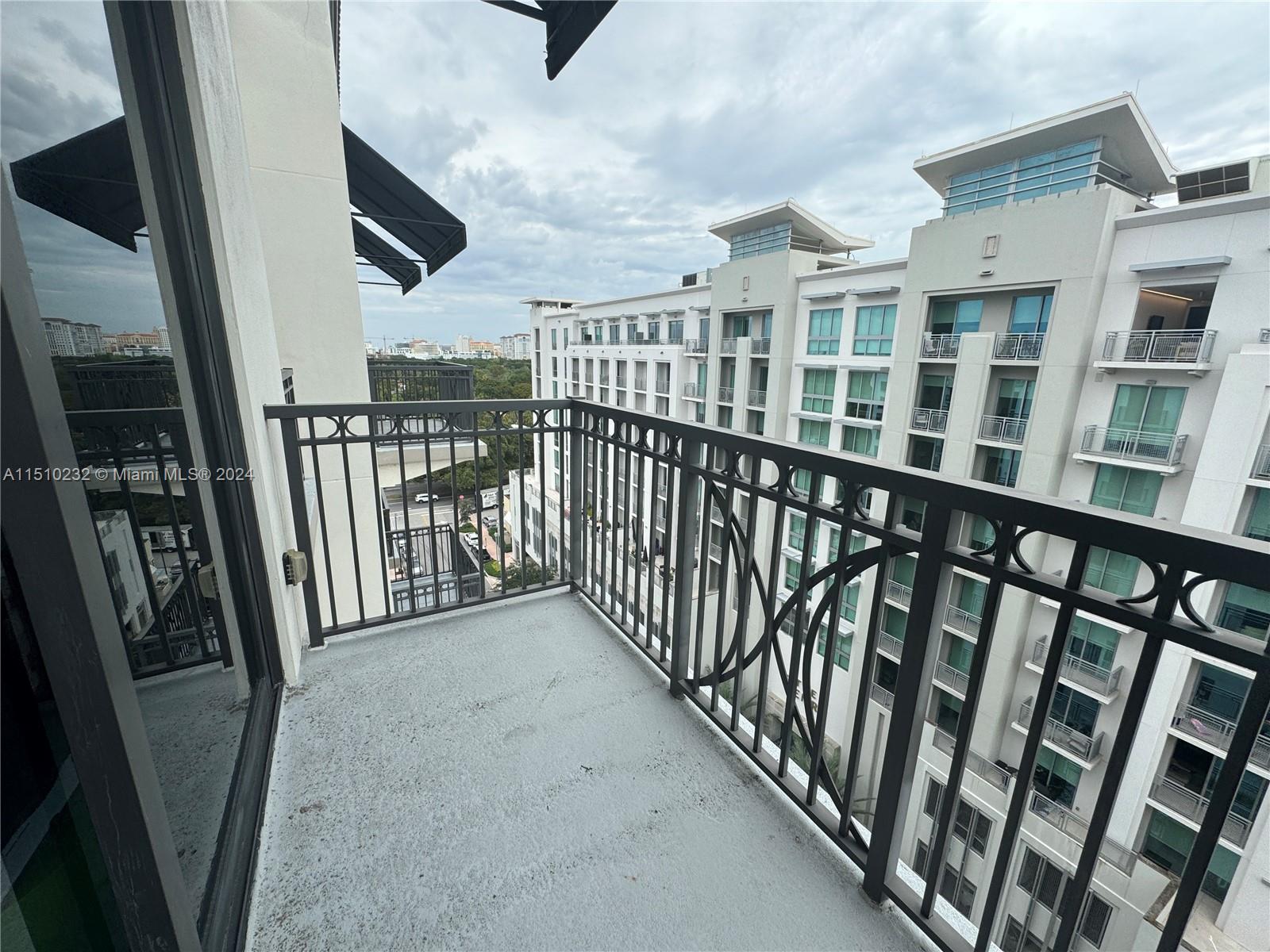 301 Altara Ave UPH1003, Coral Gables, Florida 33146, 1 Bedroom Bedrooms, ,1 BathroomBathrooms,Residential,For Sale,301 Altara Ave UPH1003,A11510232
