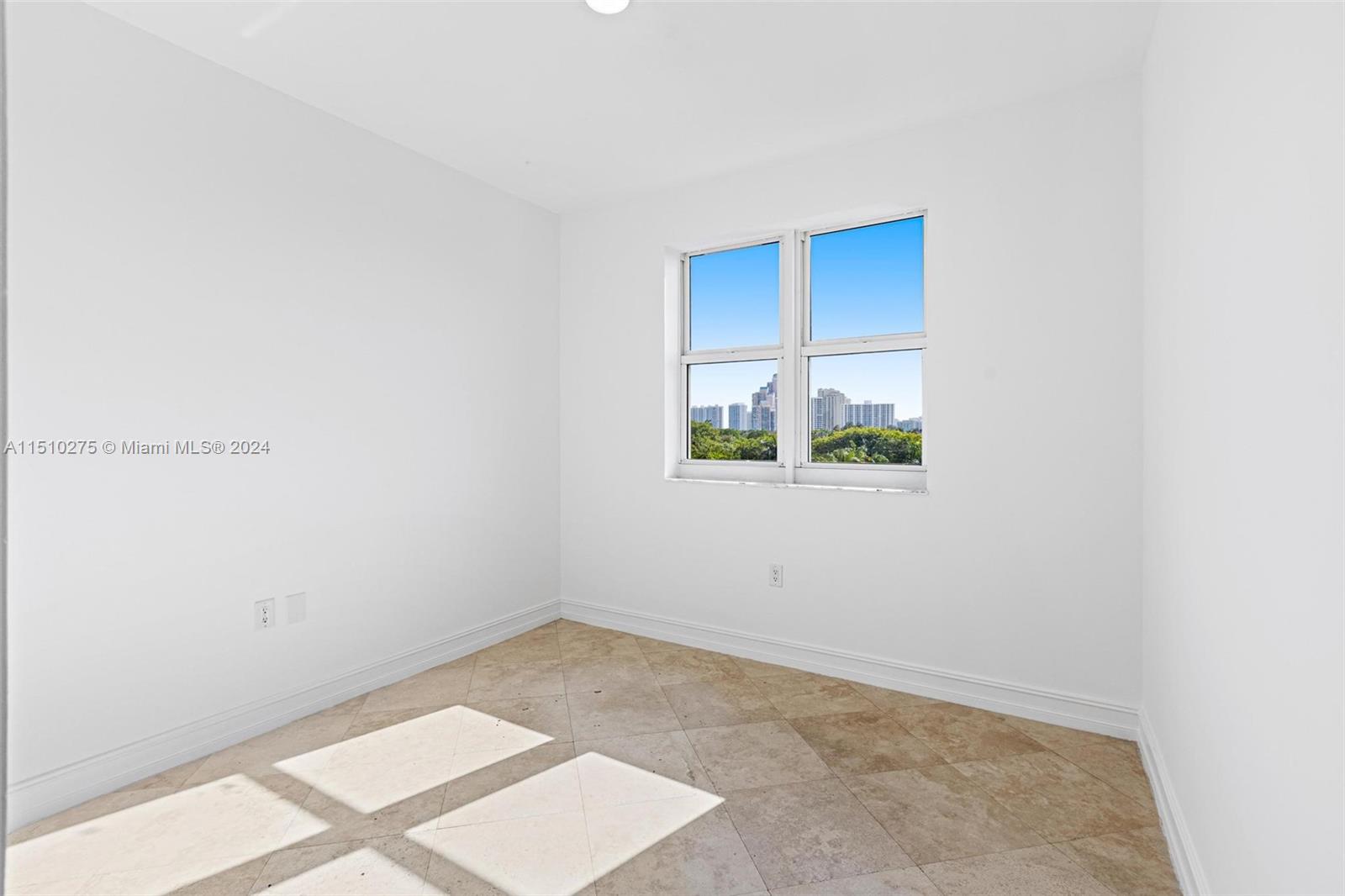 19900 Country Club Dr, Aventura, FL, 33180 United States, 3 Bedrooms Bedrooms, ,3 BathroomsBathrooms,Residential,For Sale,Country Club Dr,A11510275