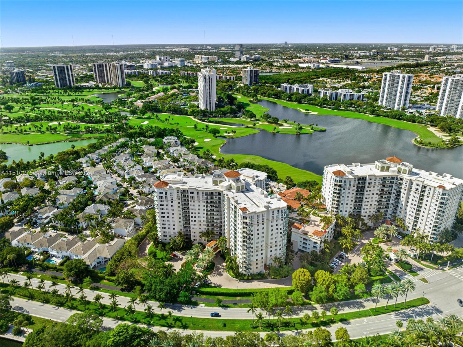 19900 Country Club Dr, Aventura, FL, 33180 United States, 3 Bedrooms Bedrooms, ,3 BathroomsBathrooms,Residential,For Sale,Country Club Dr,A11510275