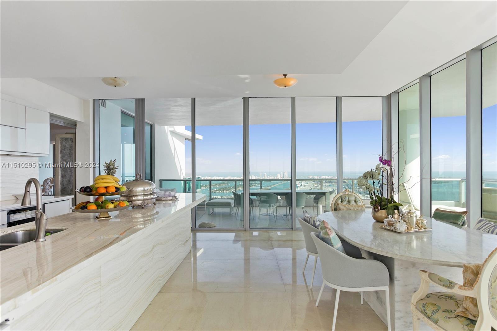 900 Biscayne Blvd, Miami, FL, 33132 United States, 4 Bedrooms Bedrooms, ,4 BathroomsBathrooms,Residential,For Sale,Biscayne Blvd,A11510295