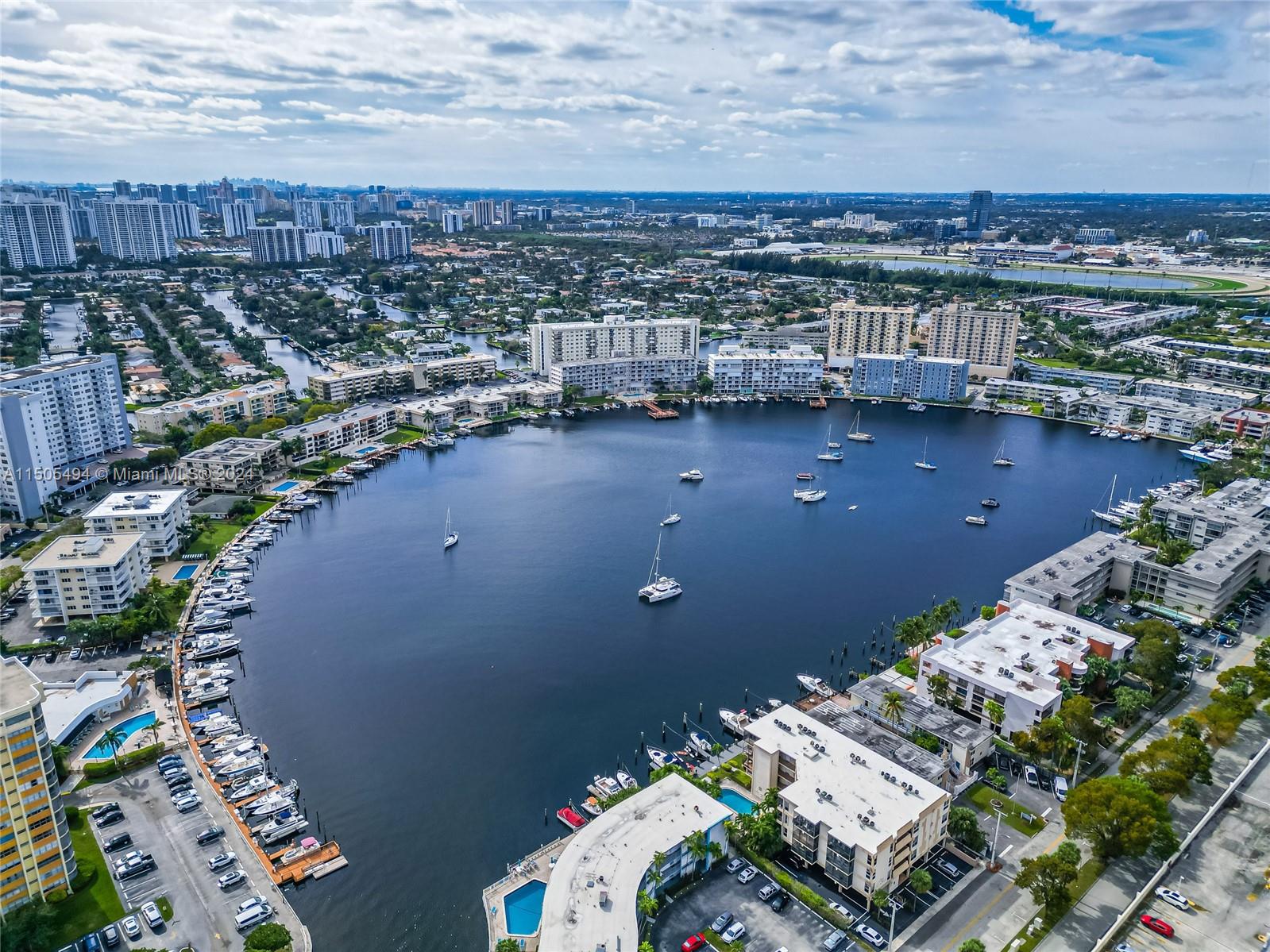 400 Golden Isles Dr 47, Hallandale Beach, Florida 33009, 2 Bedrooms Bedrooms, ,2 BathroomsBathrooms,Residential,For Sale,400 Golden Isles Dr 47,A11505494