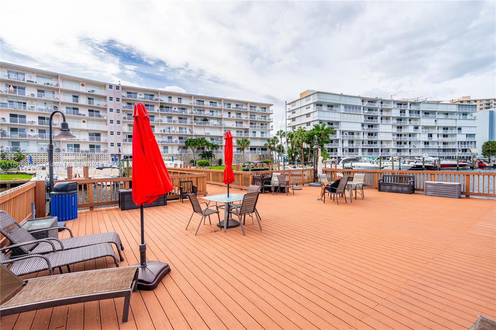 400 Golden Isles Dr 47, Hallandale Beach, Florida 33009, 2 Bedrooms Bedrooms, ,2 BathroomsBathrooms,Residential,For Sale,400 Golden Isles Dr 47,A11505494