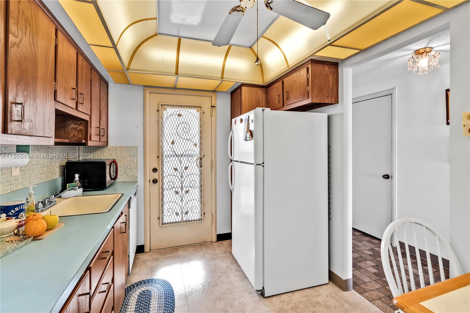 400 Golden Isles Dr 47, Hallandale Beach, Florida 33009, 2 Bedrooms Bedrooms, ,2 BathroomsBathrooms,Residential,For Sale,400 Golden Isles Dr 47,A11505494