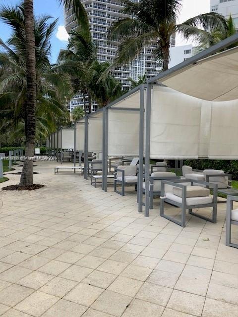 10275 Collins Ave 423, Bal Harbour, Florida 33154, 2 Bedrooms Bedrooms, ,2 BathroomsBathrooms,Residentiallease,For Rent,10275 Collins Ave 423,A11510338
