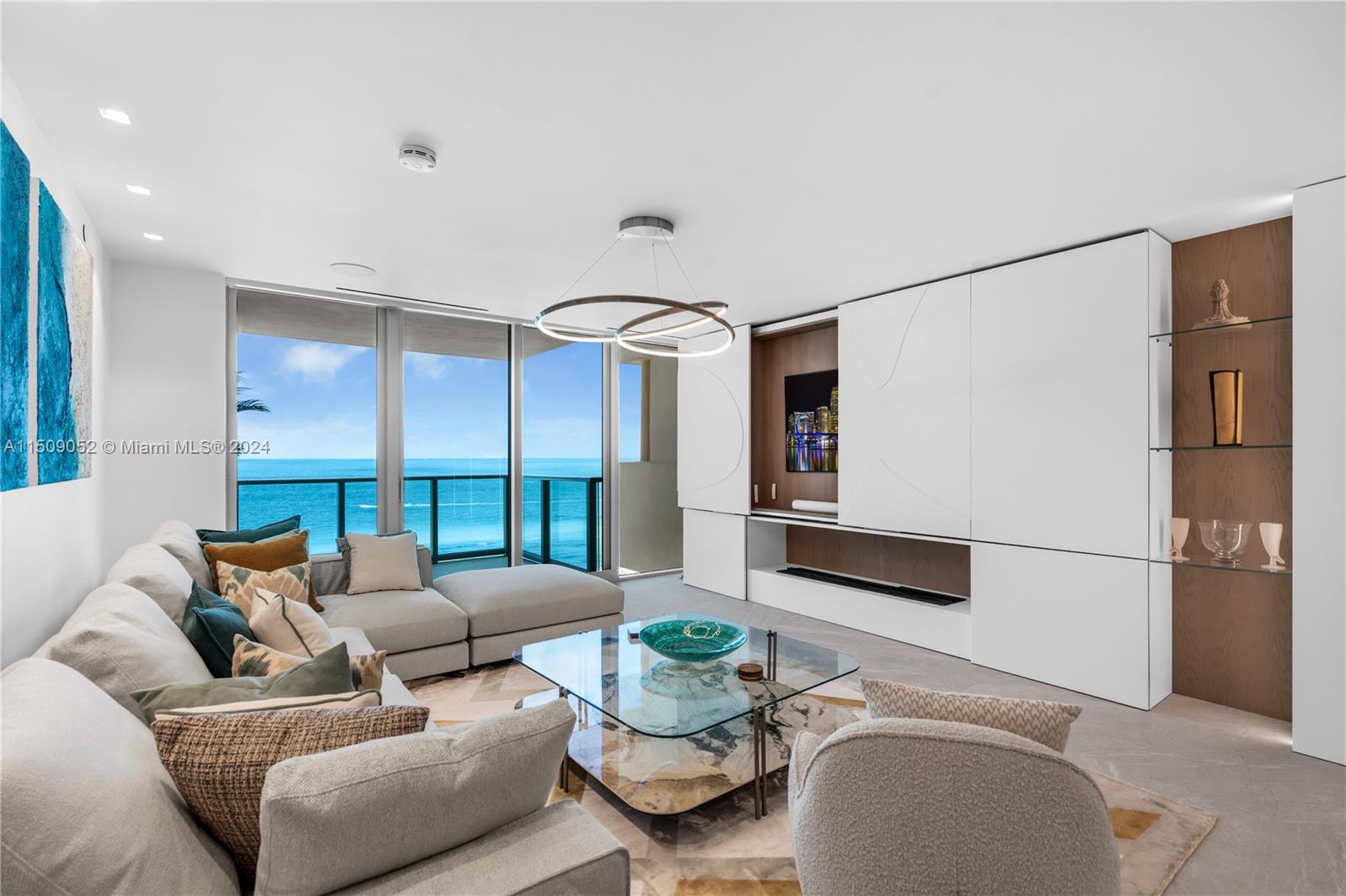 Miami Beach, Florida 33139, 2 Bedrooms Bedrooms, ,2 BathroomsBathrooms,Residentiallease,For Rent,A11509052