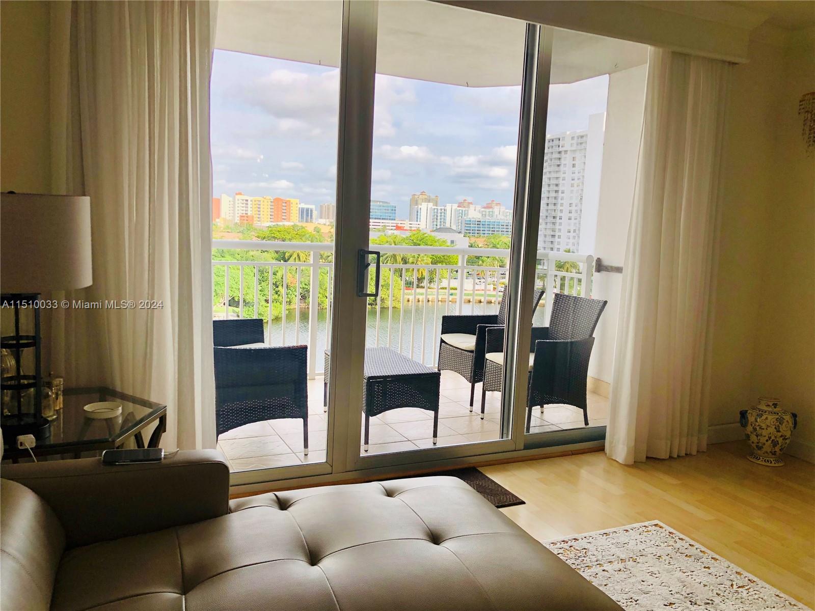 18081 Biscayne Blvd, Aventura, FL, 33160 United States, 2 Bedrooms Bedrooms, ,2 BathroomsBathrooms,Residential,For Sale,Biscayne Blvd,A11510033
