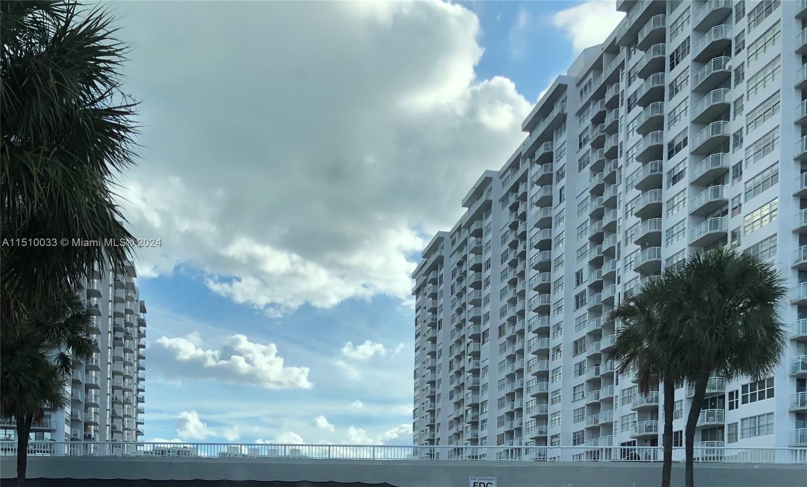 18081 Biscayne Blvd, Aventura, FL, 33160 United States, 2 Bedrooms Bedrooms, ,2 BathroomsBathrooms,Residential,For Sale,Biscayne Blvd,A11510033