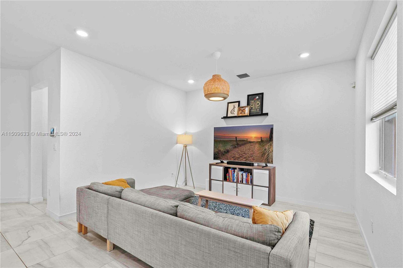 842 SE 19th St 0, Homestead, Florida 33034, 3 Bedrooms Bedrooms, ,2 BathroomsBathrooms,Residential,For Sale,842 SE 19th St 0,A11509633