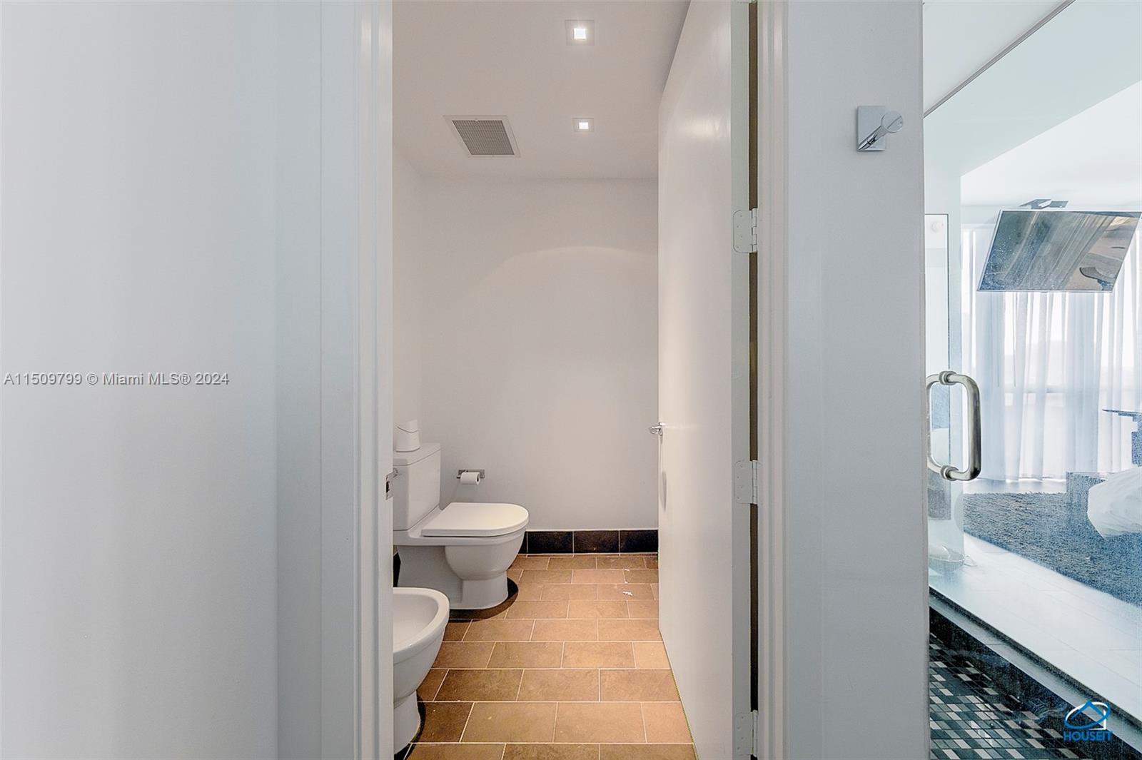 1100 Biscayne Blvd 1603, Miami, Florida 33132, 2 Bedrooms Bedrooms, ,2 BathroomsBathrooms,Residential,For Sale,1100 Biscayne Blvd 1603,A11509799