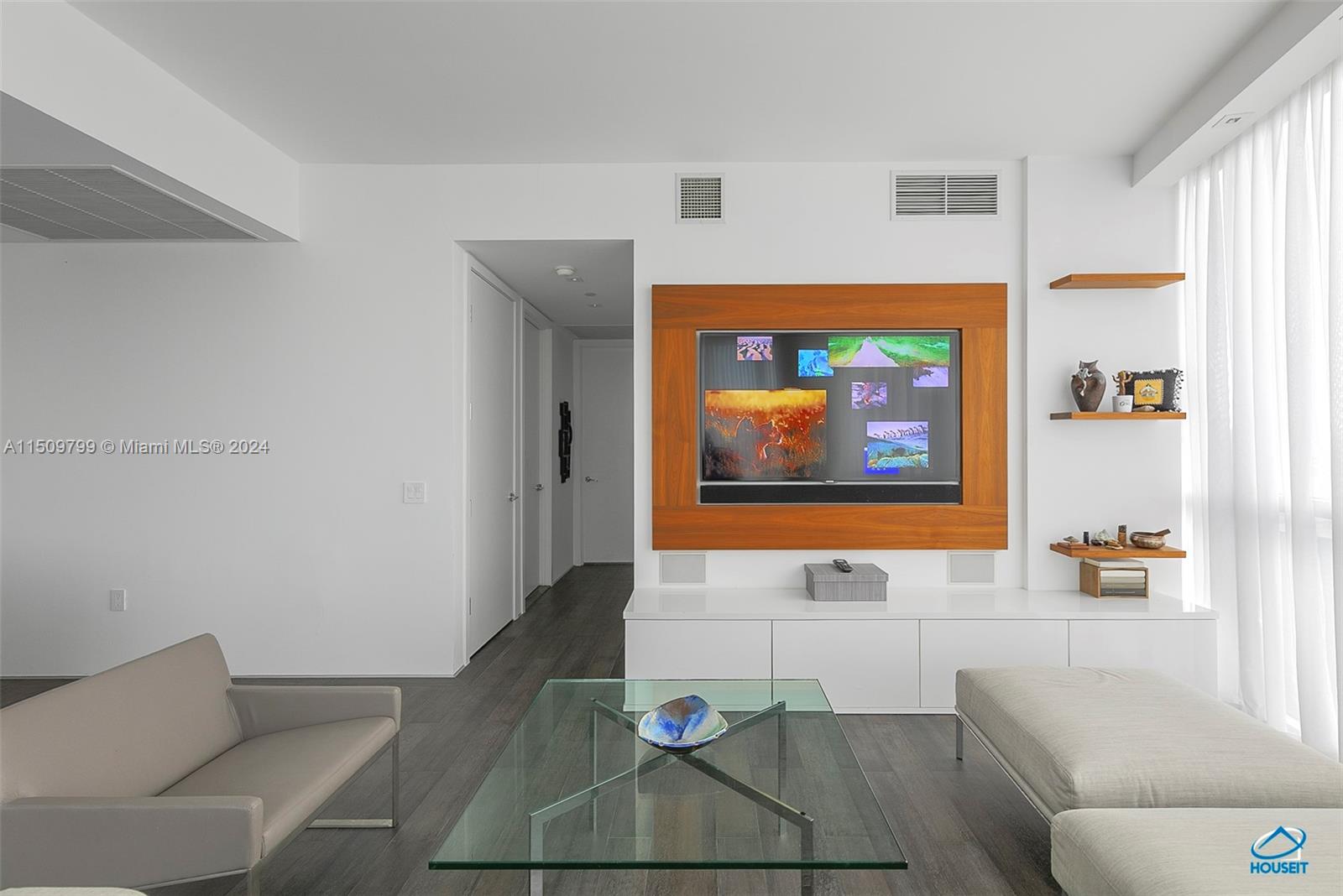 1100 Biscayne Blvd 1603, Miami, Florida 33132, 2 Bedrooms Bedrooms, ,2 BathroomsBathrooms,Residential,For Sale,1100 Biscayne Blvd 1603,A11509799