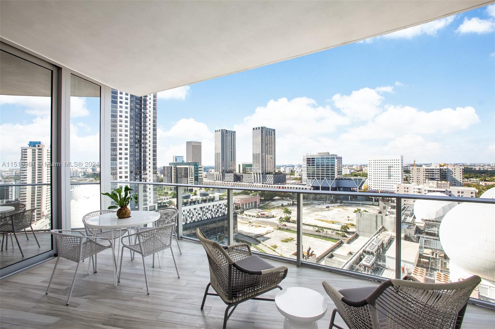 851 NE 1ST Ave 1810, Miami, Florida 33132, 1 Bedroom Bedrooms, ,2 BathroomsBathrooms,Residential,For Sale,851 NE 1ST Ave 1810,A11510361