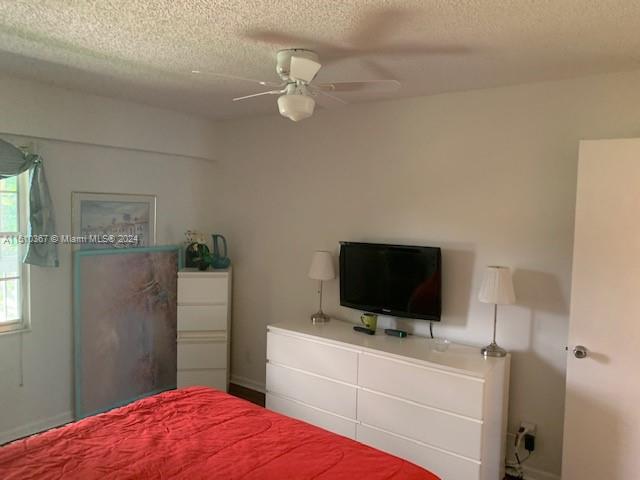 300 134th Way, Pembroke Pines, FL, 33027 United States, 2 Bedrooms Bedrooms, ,1 BathroomBathrooms,Residential,For Sale,134th Way,A11510367