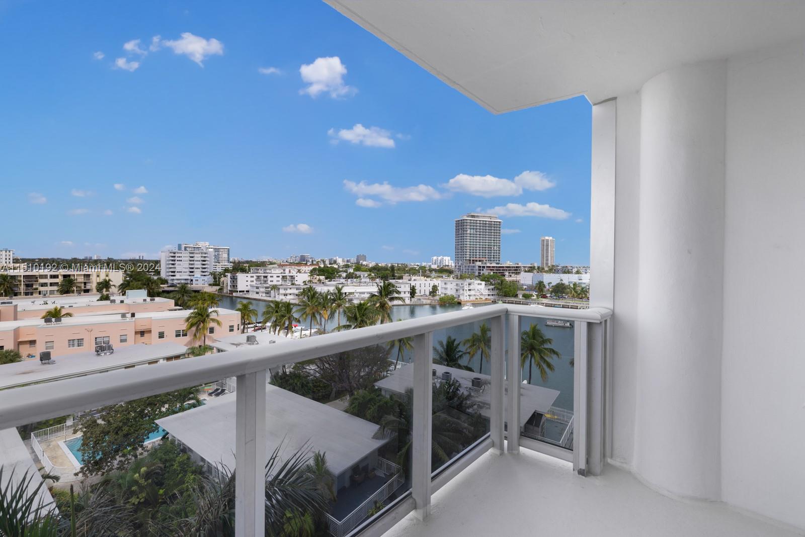 900 Bay Dr 605, Miami Beach, Florida 33141, 1 Bedroom Bedrooms, ,2 BathroomsBathrooms,Residential,For Sale,900 Bay Dr 605,A11510192