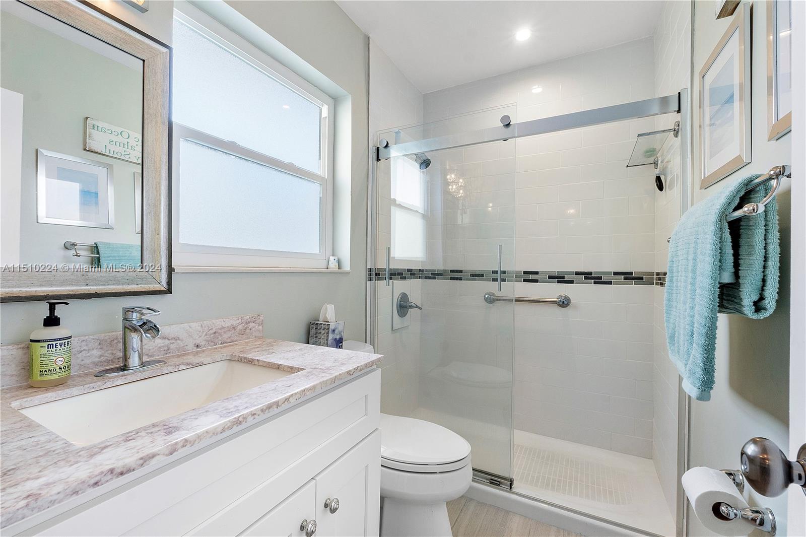 4541 N Ocean Dr 12, Lauderdale By The Sea, Florida 33308, 1 Bedroom Bedrooms, ,1 BathroomBathrooms,Residential,For Sale,4541 N Ocean Dr 12,A11510224