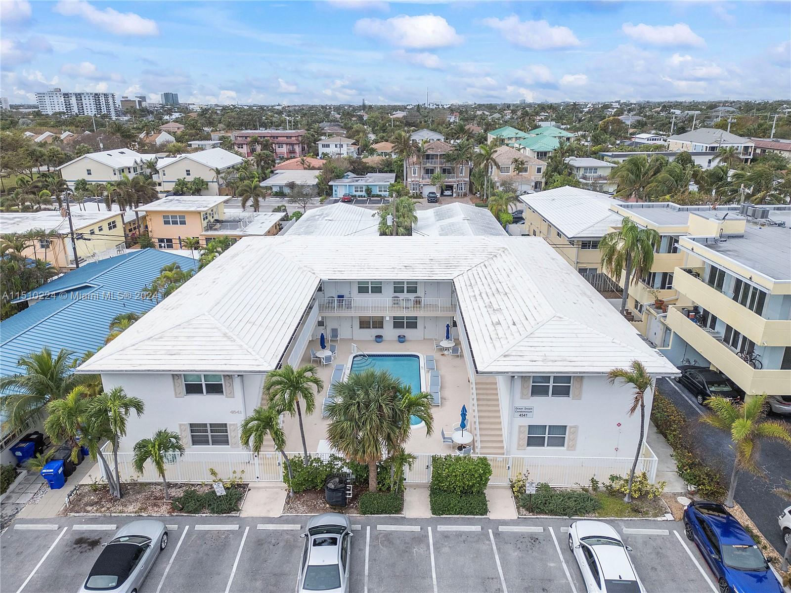 4541 N Ocean Dr 12, Lauderdale By The Sea, Florida 33308, 1 Bedroom Bedrooms, ,1 BathroomBathrooms,Residential,For Sale,4541 N Ocean Dr 12,A11510224