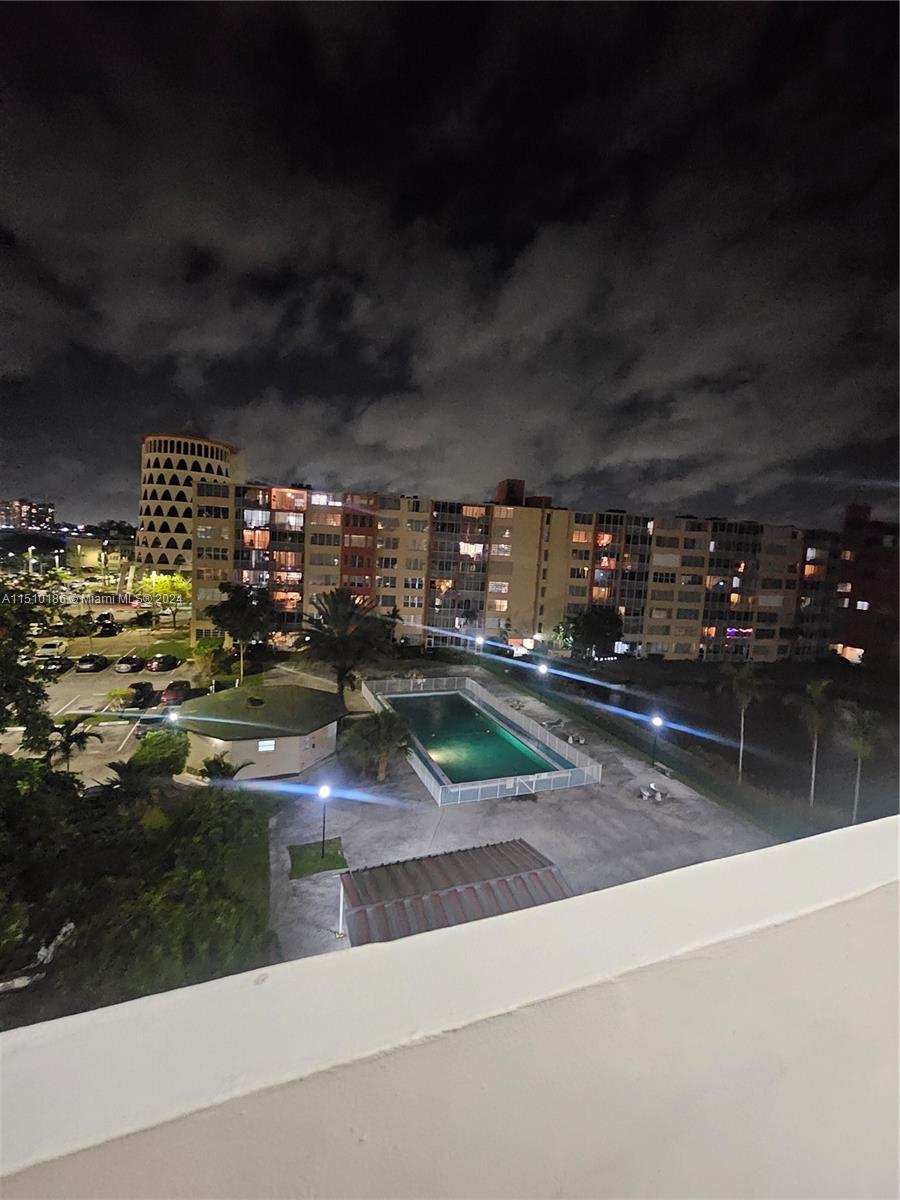 1780 NE 191st St 606-2, Miami, Florida 33179, 1 Bedroom Bedrooms, ,1 BathroomBathrooms,Residential,For Sale,1780 NE 191st St 606-2,A11510186