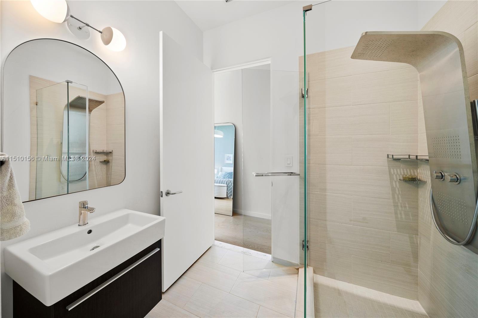 2675 Bayshore Dr, Miami, FL, 33133 United States, 5 Bedrooms Bedrooms, ,5 BathroomsBathrooms,Residential,For Sale,Bayshore Dr,A11510156