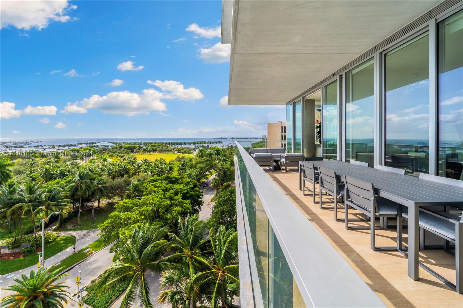 2675 Bayshore Dr, Miami, FL, 33133 United States, 5 Bedrooms Bedrooms, ,5 BathroomsBathrooms,Residential,For Sale,Bayshore Dr,A11510156