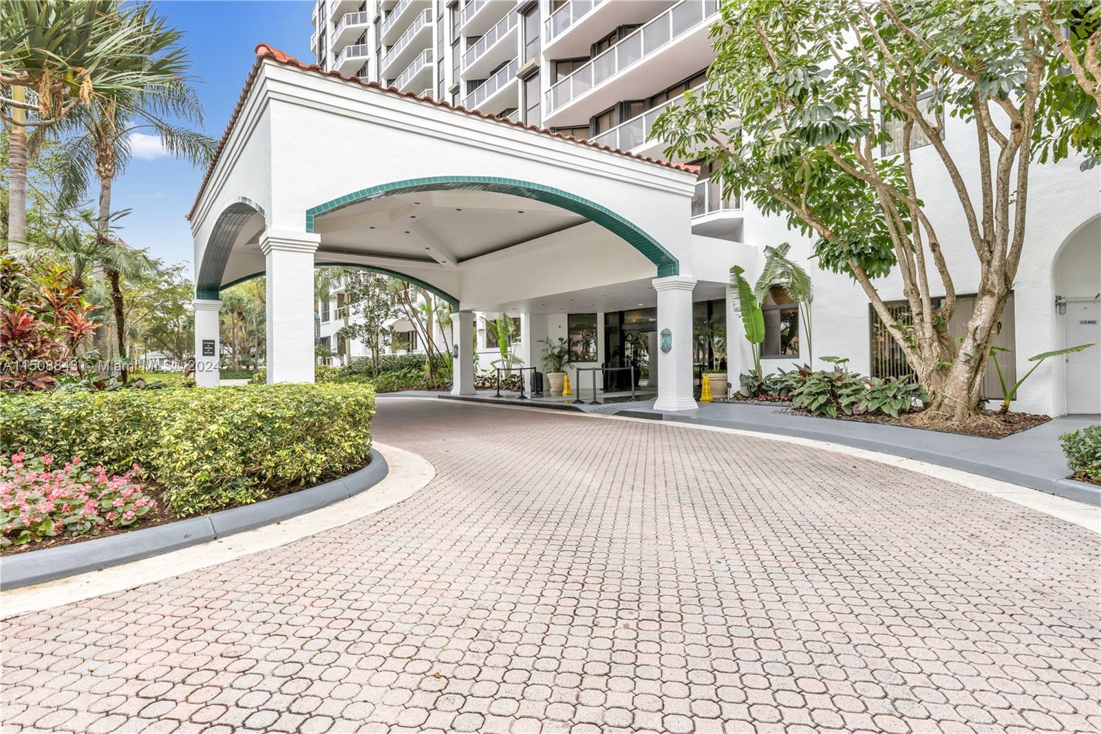 3640 Yacht Club Dr 607, Aventura, Florida 33180, 2 Bedrooms Bedrooms, ,2 BathroomsBathrooms,Residential,For Sale,3640 Yacht Club Dr 607,A11508843