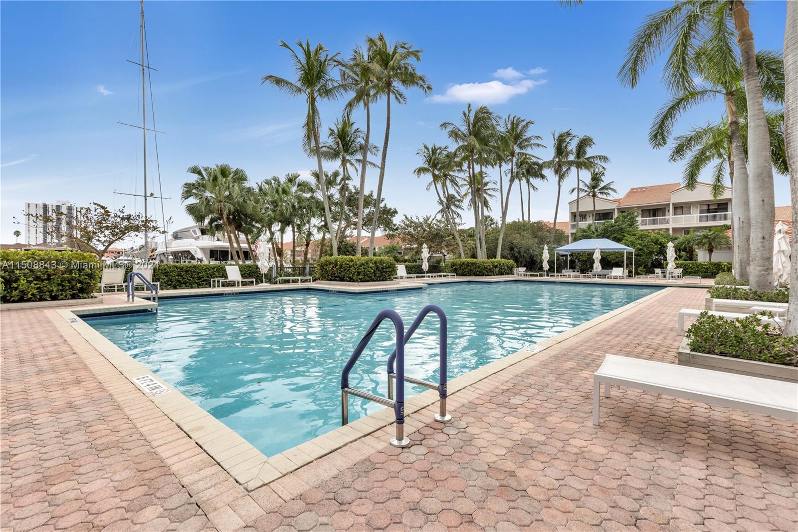 3640 Yacht Club Dr 607, Aventura, Florida 33180, 2 Bedrooms Bedrooms, ,2 BathroomsBathrooms,Residential,For Sale,3640 Yacht Club Dr 607,A11508843