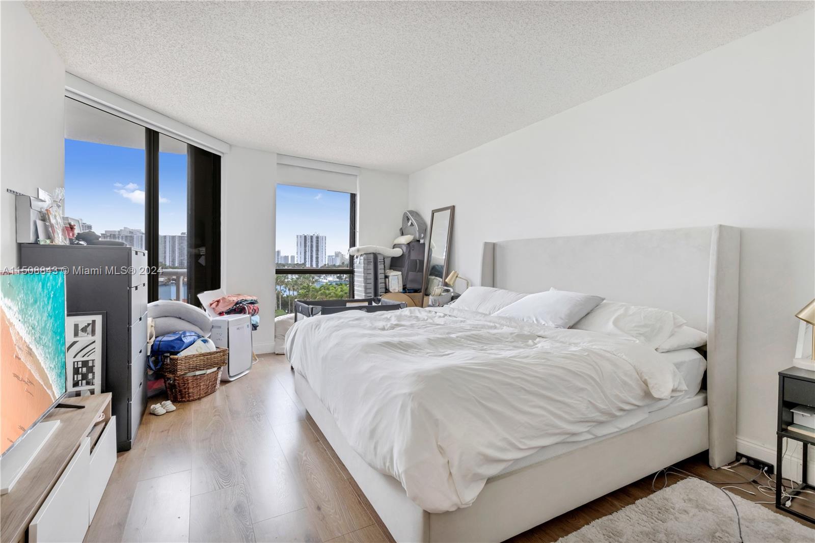 3640 Yacht Club Dr 607, Aventura, Florida 33180, 2 Bedrooms Bedrooms, ,2 BathroomsBathrooms,Residential,For Sale,3640 Yacht Club Dr 607,A11508843