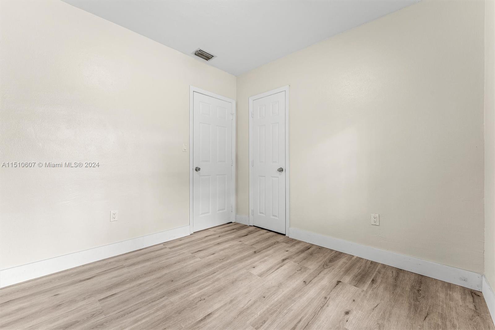 344 NW 102nd St 1, Miami, Florida 33150, 3 Bedrooms Bedrooms, ,1 BathroomBathrooms,Residentiallease,For Rent,344 NW 102nd St 1,A11510607