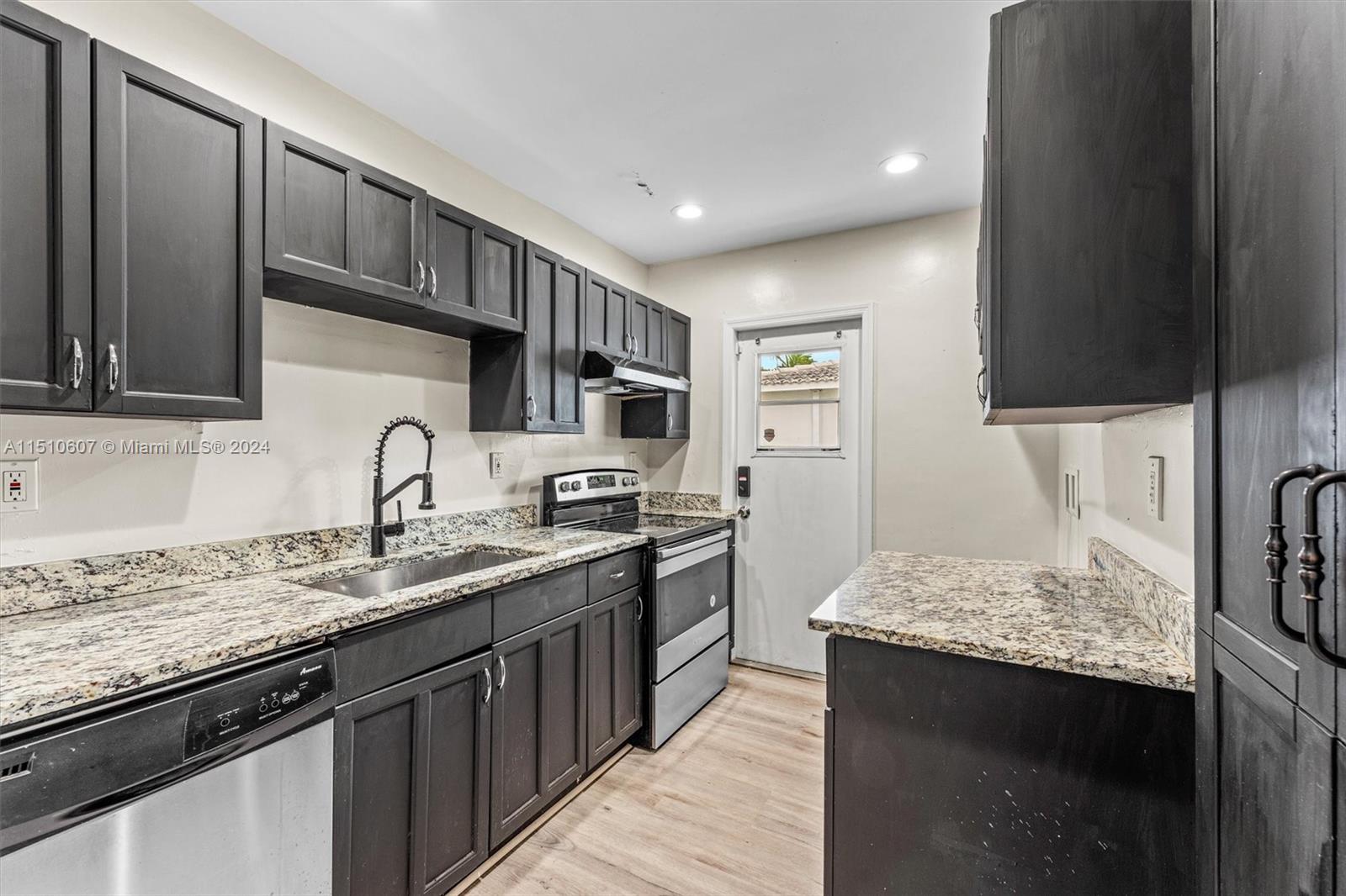 344 NW 102nd St 1, Miami, Florida 33150, 3 Bedrooms Bedrooms, ,1 BathroomBathrooms,Residentiallease,For Rent,344 NW 102nd St 1,A11510607