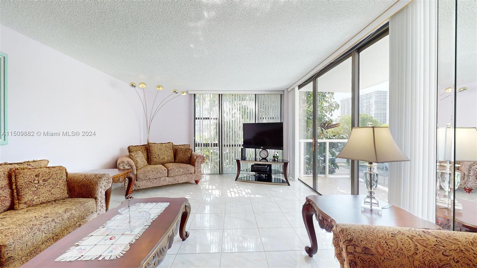 3675 N Country Club Dr 203, Aventura, Florida 33180, 2 Bedrooms Bedrooms, ,2 BathroomsBathrooms,Residential,For Sale,3675 N Country Club Dr 203,A11509882