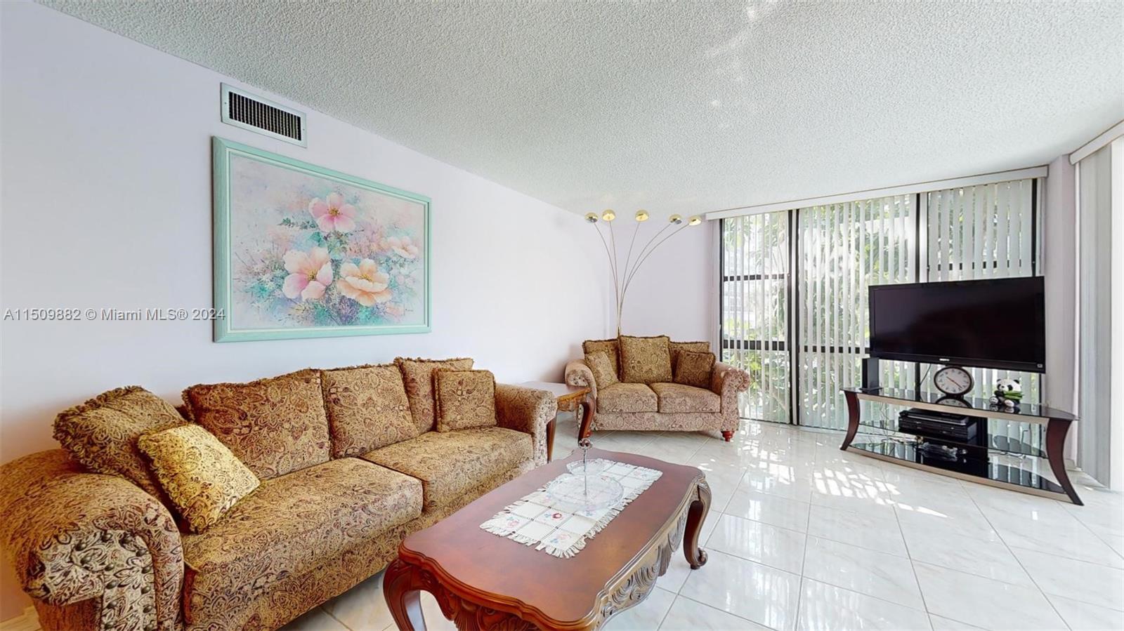 3675 Country Club Dr, Aventura, FL, 33180 United States, 2 Bedrooms Bedrooms, ,2 BathroomsBathrooms,Residential,For Sale,Country Club Dr,A11509882