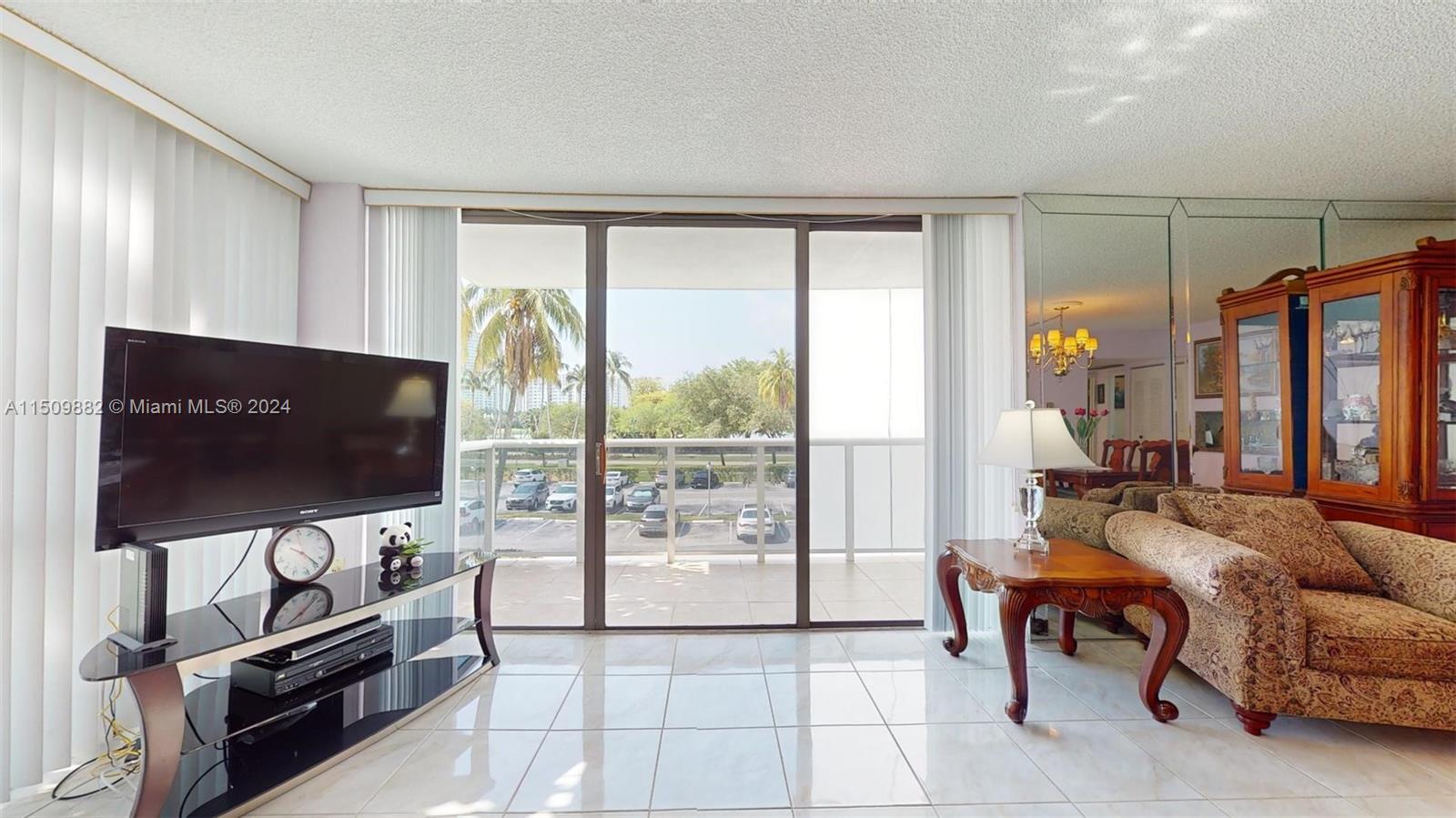 3675 Country Club Dr, Aventura, FL, 33180 United States, 2 Bedrooms Bedrooms, ,2 BathroomsBathrooms,Residential,For Sale,Country Club Dr,A11509882