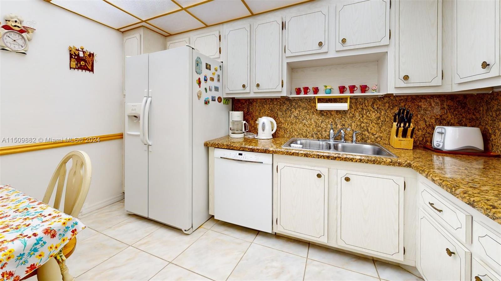 3675 Country Club Dr, Aventura, FL, 33180 United States, 2 Bedrooms Bedrooms, ,2 BathroomsBathrooms,Residential,For Sale,Country Club Dr,A11509882