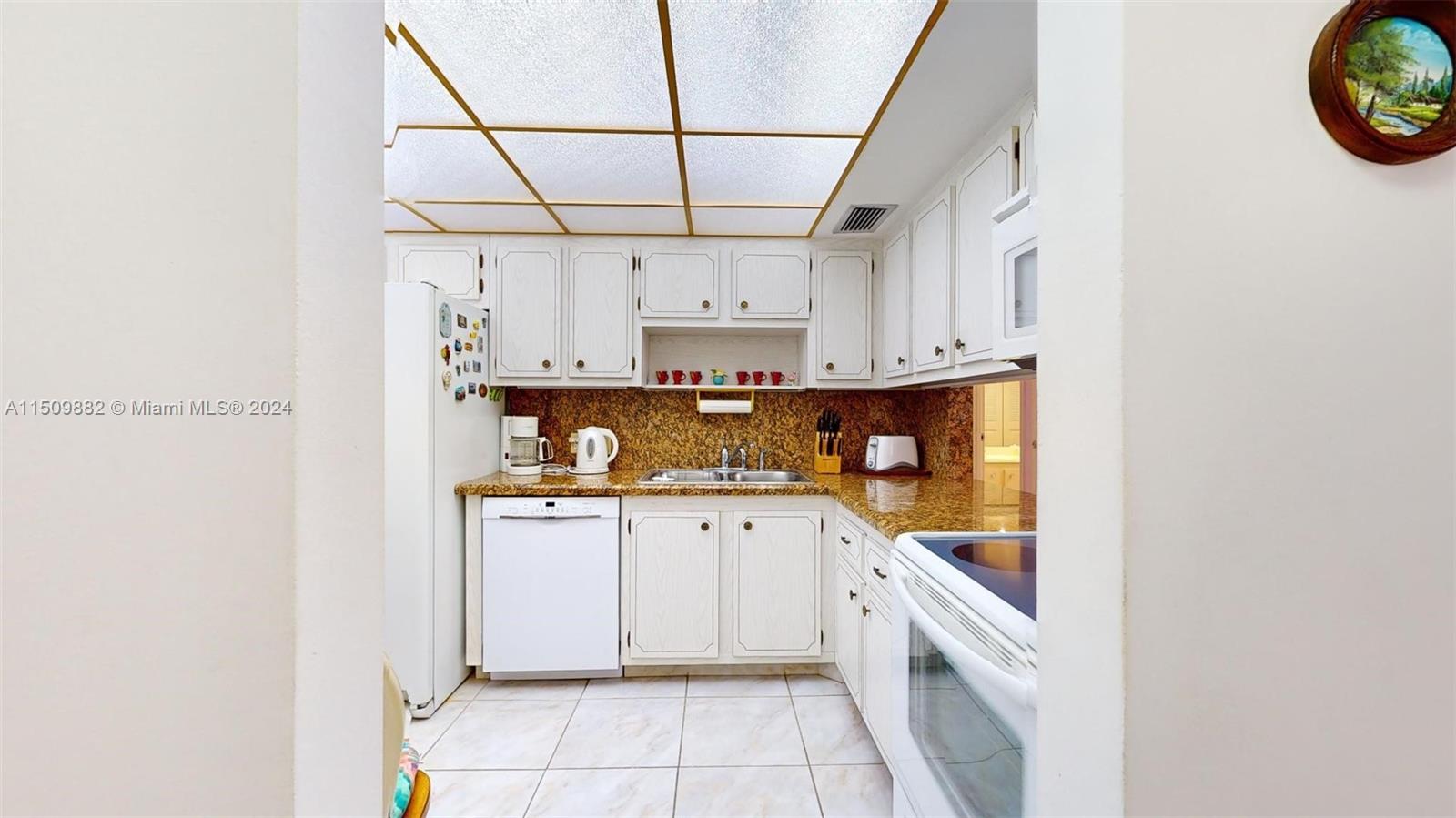 3675 N Country Club Dr 203, Aventura, Florida 33180, 2 Bedrooms Bedrooms, ,2 BathroomsBathrooms,Residential,For Sale,3675 N Country Club Dr 203,A11509882