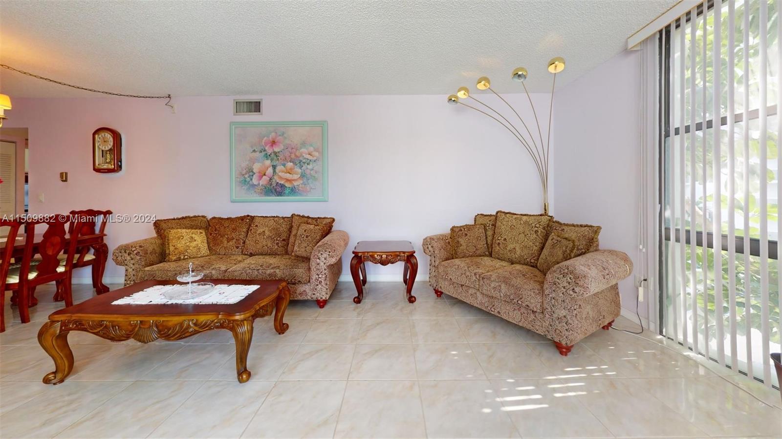 3675 N Country Club Dr 203, Aventura, Florida 33180, 2 Bedrooms Bedrooms, ,2 BathroomsBathrooms,Residential,For Sale,3675 N Country Club Dr 203,A11509882