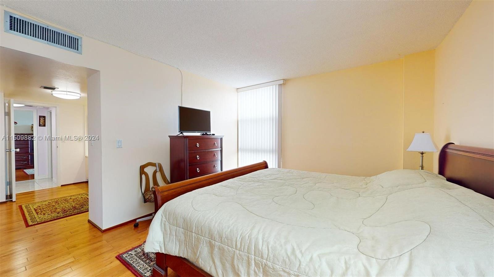 3675 N Country Club Dr 203, Aventura, Florida 33180, 2 Bedrooms Bedrooms, ,2 BathroomsBathrooms,Residential,For Sale,3675 N Country Club Dr 203,A11509882