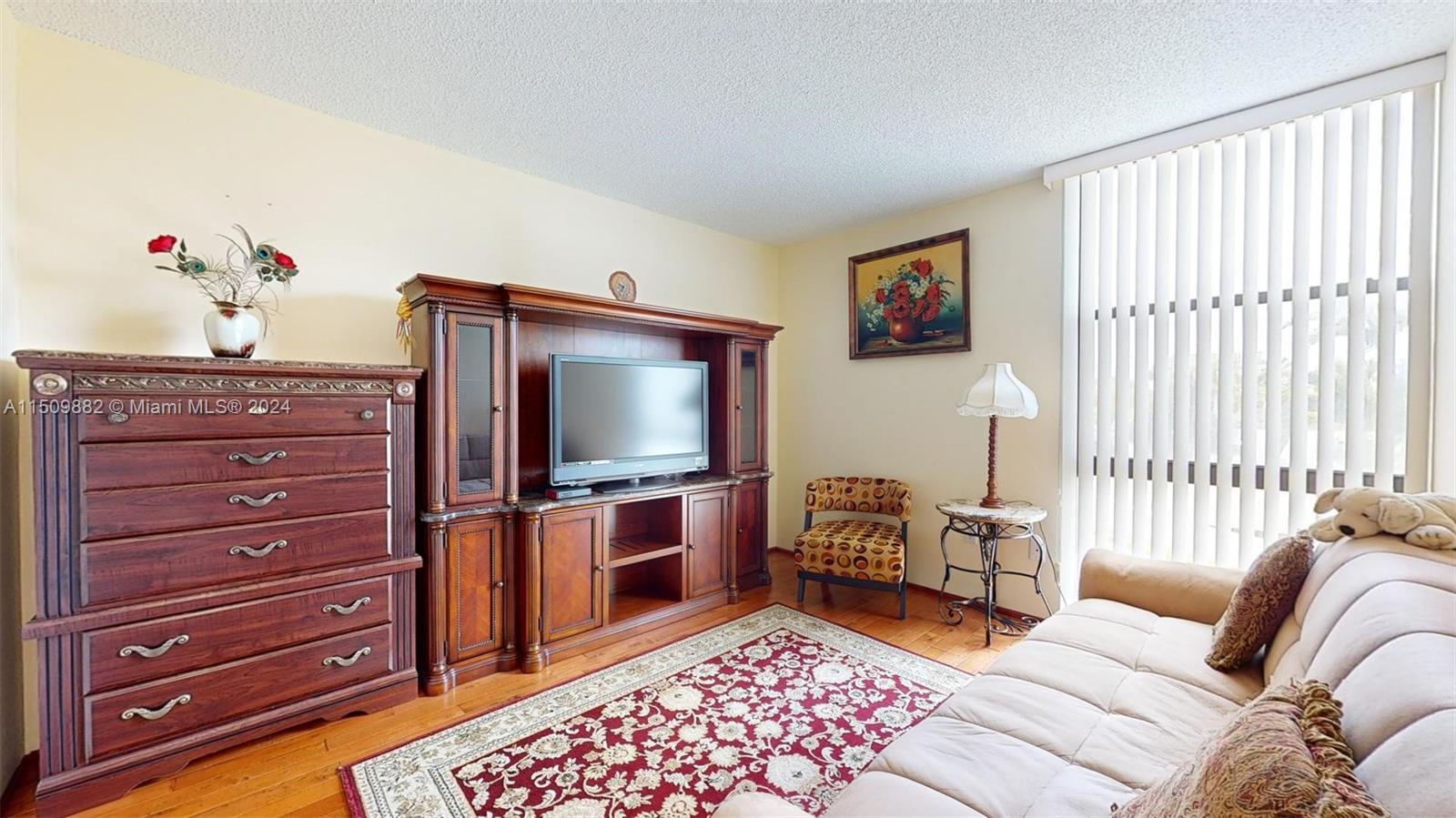 3675 N Country Club Dr 203, Aventura, Florida 33180, 2 Bedrooms Bedrooms, ,2 BathroomsBathrooms,Residential,For Sale,3675 N Country Club Dr 203,A11509882