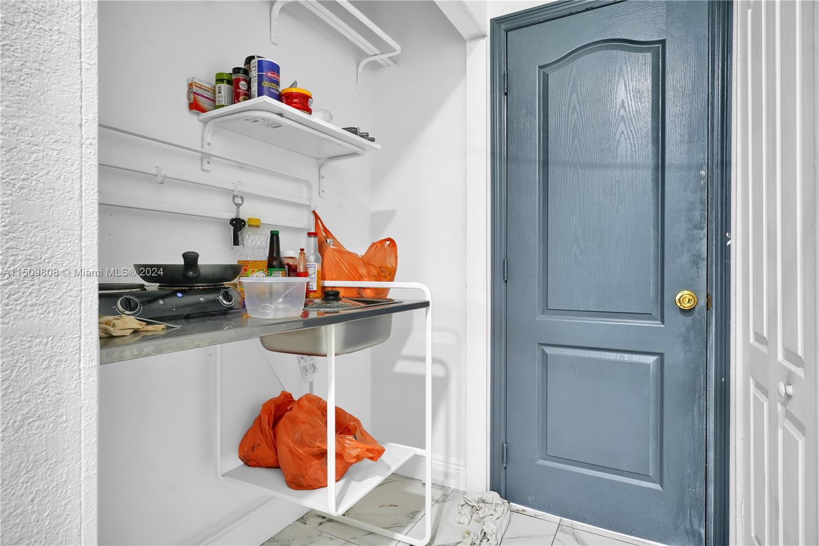 1044 NW 6th Ave, Homestead, Florida 33030, 3 Bedrooms Bedrooms, ,2 BathroomsBathrooms,Residential,For Sale,1044 NW 6th Ave,A11509808