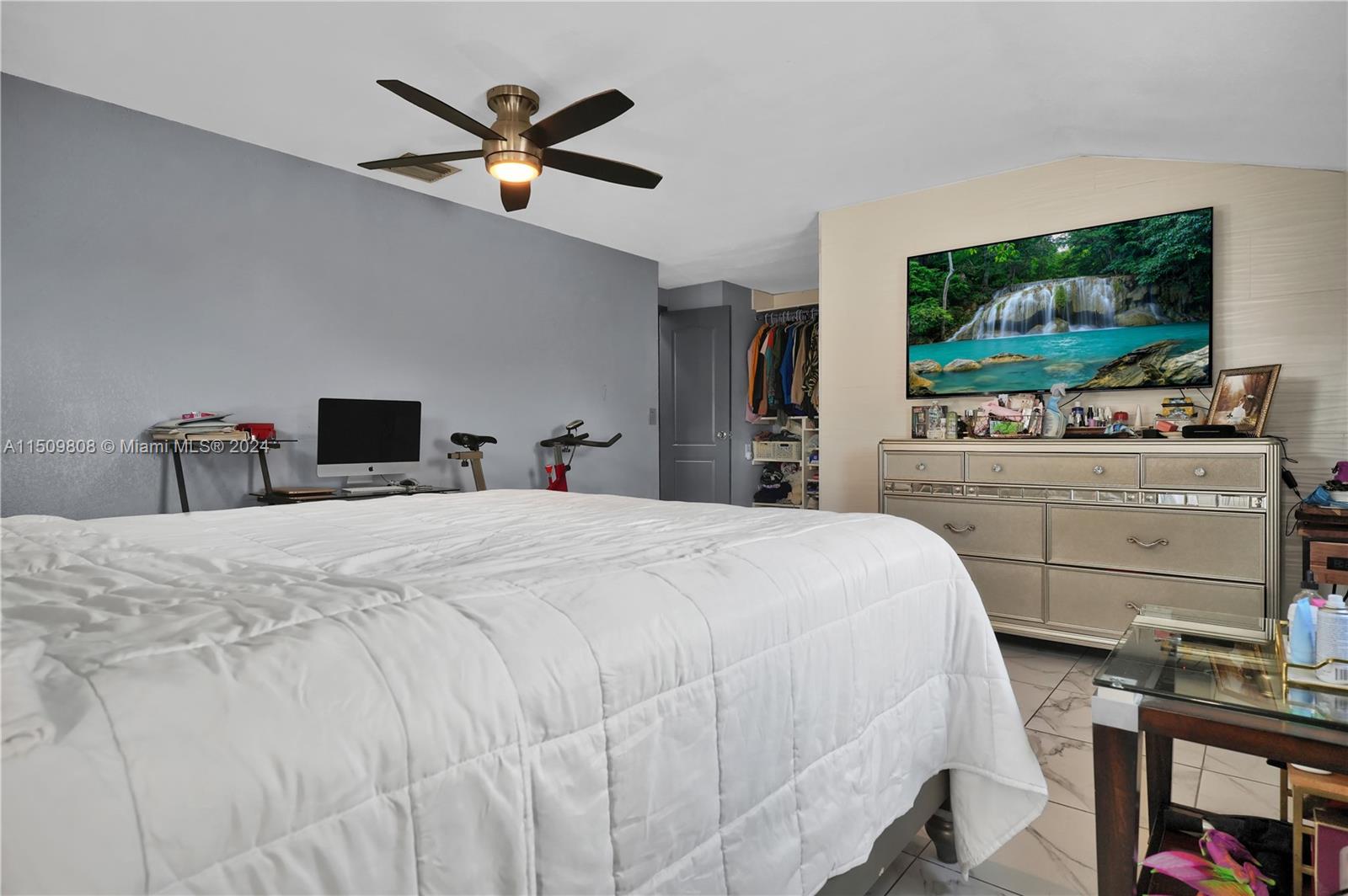 1044 NW 6th Ave, Homestead, Florida 33030, 3 Bedrooms Bedrooms, ,2 BathroomsBathrooms,Residential,For Sale,1044 NW 6th Ave,A11509808