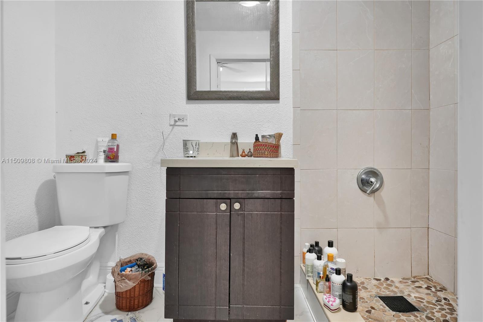 1044 NW 6th Ave, Homestead, Florida 33030, 3 Bedrooms Bedrooms, ,2 BathroomsBathrooms,Residential,For Sale,1044 NW 6th Ave,A11509808