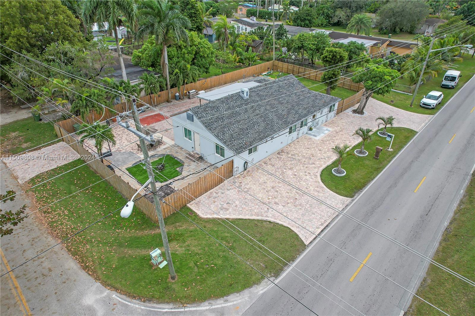 1044 NW 6th Ave, Homestead, Florida 33030, 3 Bedrooms Bedrooms, ,2 BathroomsBathrooms,Residential,For Sale,1044 NW 6th Ave,A11509808