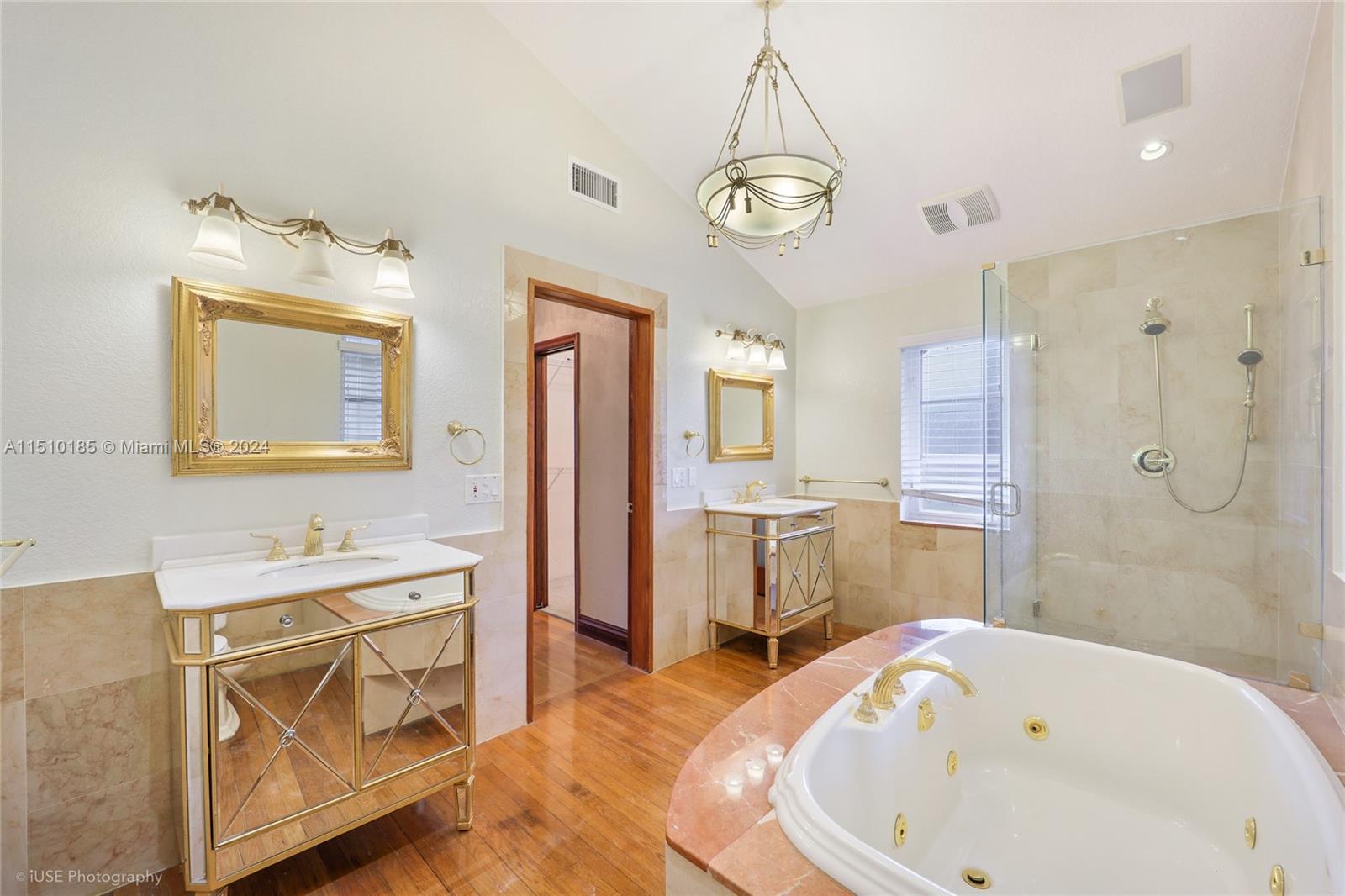 5845 Bay Rd, Miami Beach, FL, 33140 United States, 4 Bedrooms Bedrooms, ,3 BathroomsBathrooms,Residential,For Sale,Bay Rd,A11510185