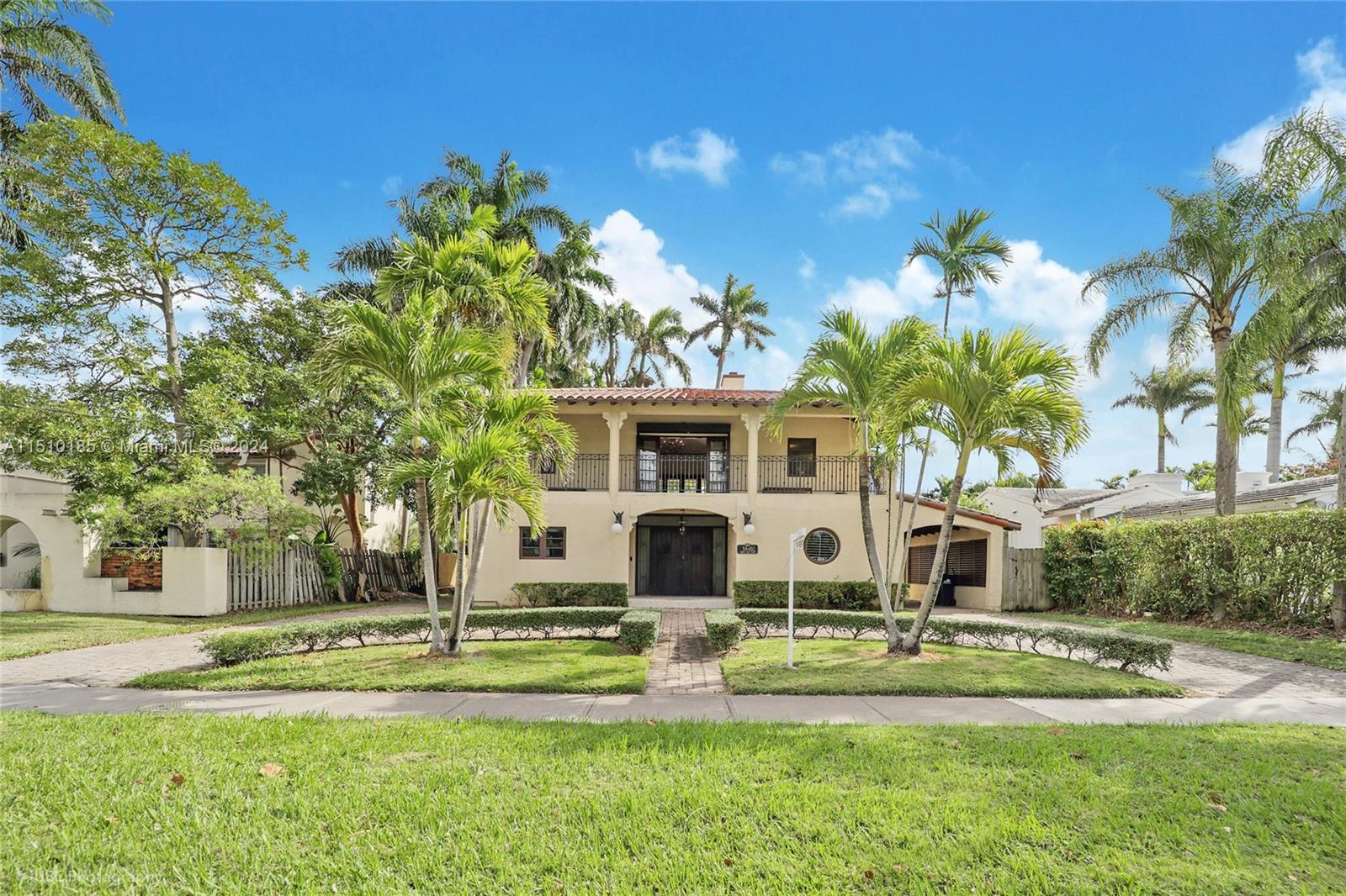 5845 N Bay Rd, Miami Beach, Florida 33140, 4 Bedrooms Bedrooms, ,3 BathroomsBathrooms,Residential,For Sale,5845 N Bay Rd,A11510185