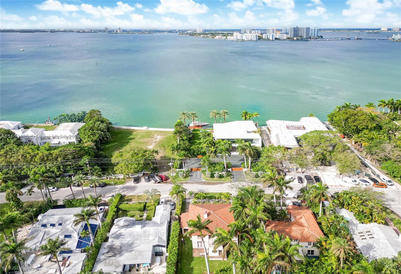 5845 N Bay Rd, Miami Beach, Florida 33140, 4 Bedrooms Bedrooms, ,3 BathroomsBathrooms,Residential,For Sale,5845 N Bay Rd,A11510185