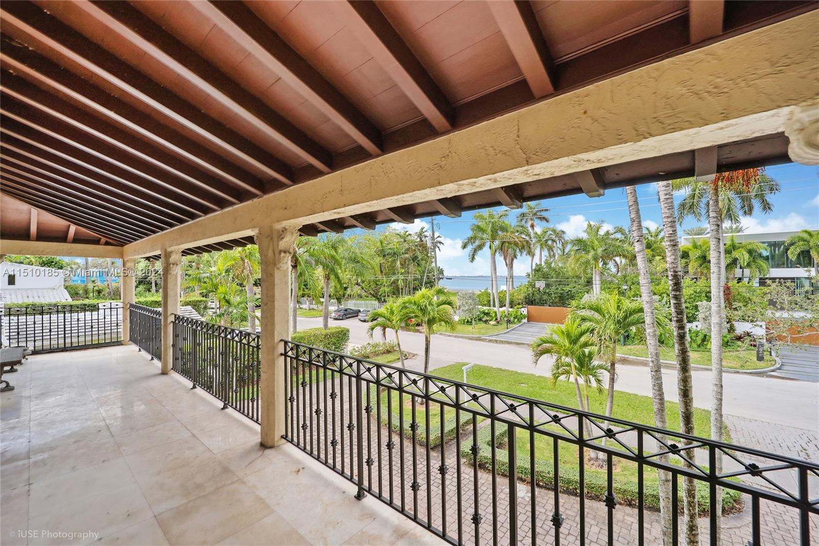 5845 Bay Rd, Miami Beach, FL, 33140 United States, 4 Bedrooms Bedrooms, ,3 BathroomsBathrooms,Residential,For Sale,Bay Rd,A11510185