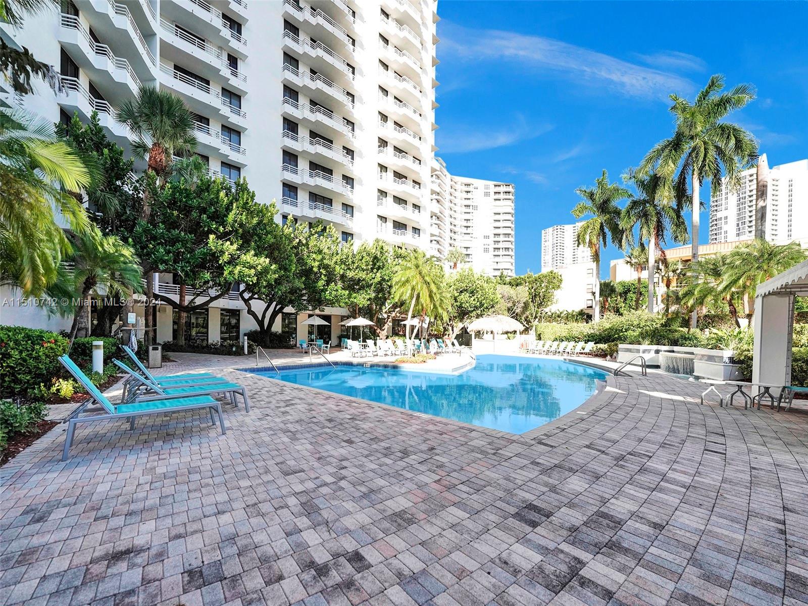 Aventura, Florida 33180, 2 Bedrooms Bedrooms, ,2 BathroomsBathrooms,Residentiallease,For Rent,A11510742