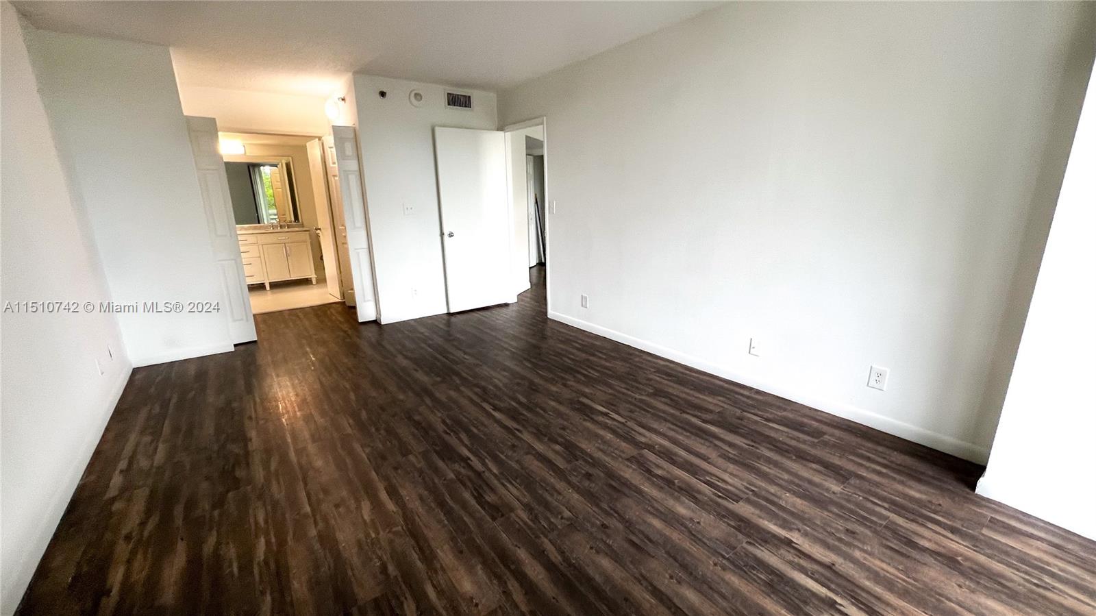 Aventura, Florida 33180, 2 Bedrooms Bedrooms, ,2 BathroomsBathrooms,Residentiallease,For Rent,A11510742