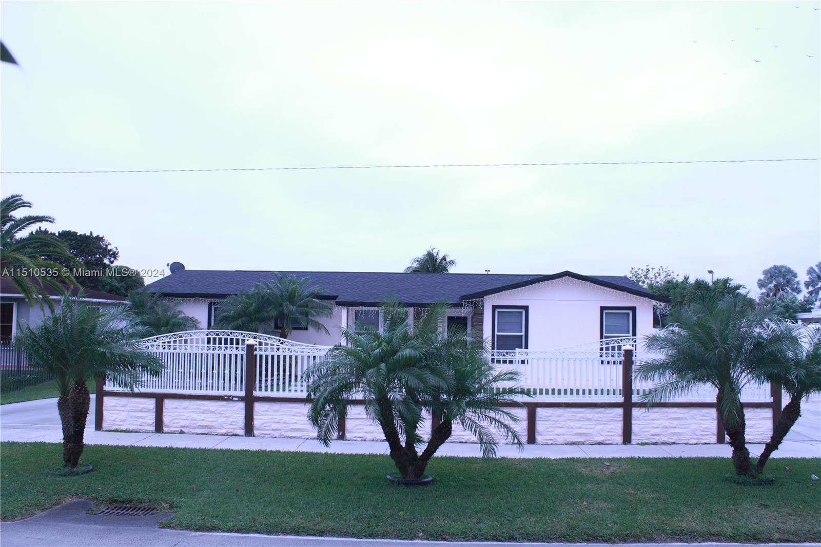 25430 SW 127th Ave  For Sale A11510535, FL
