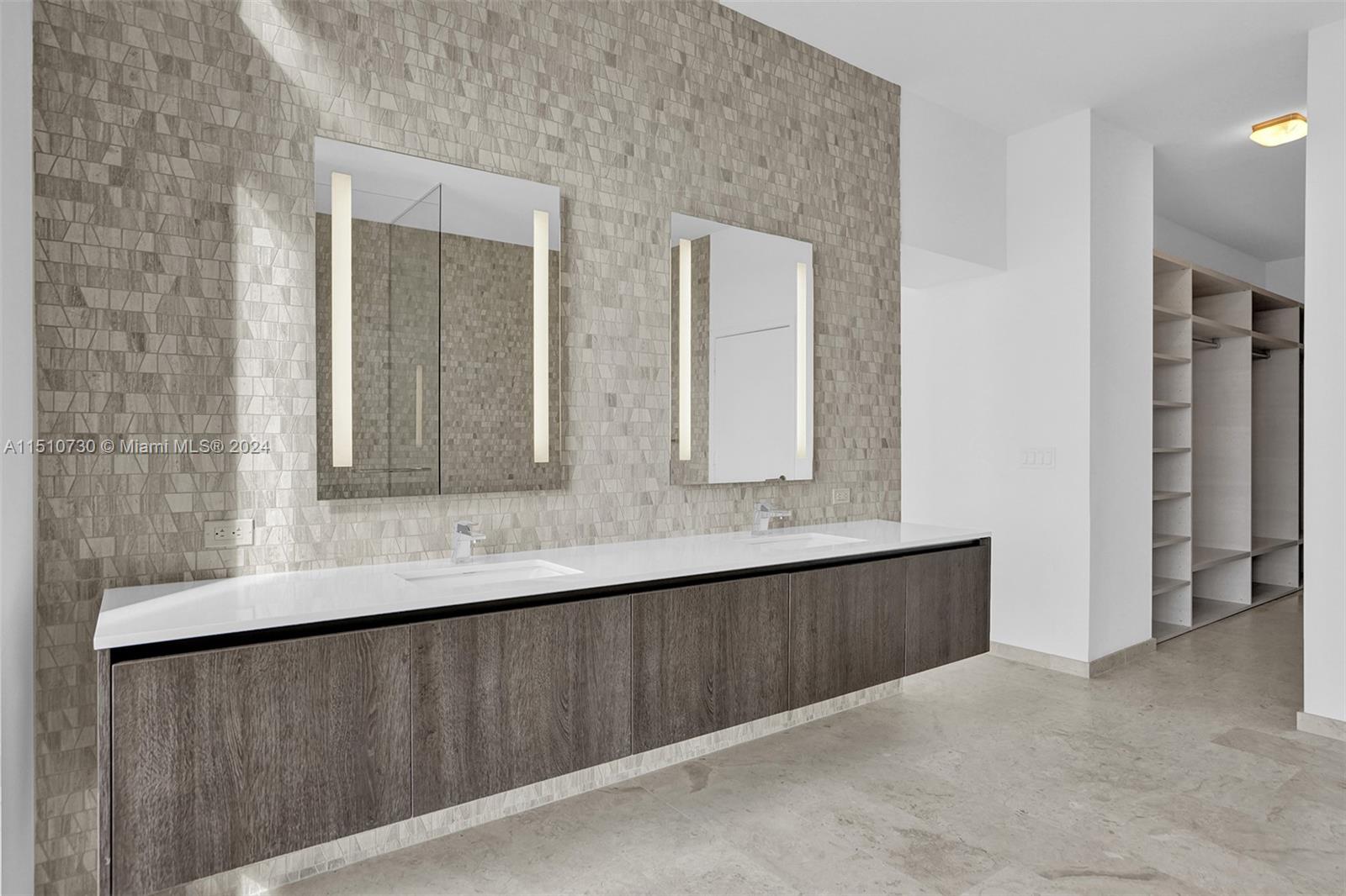 88 7th St, Miami, FL, 33130 United States, 4 Bedrooms Bedrooms, ,4 BathroomsBathrooms,Residential,For Sale,7th St,A11510730