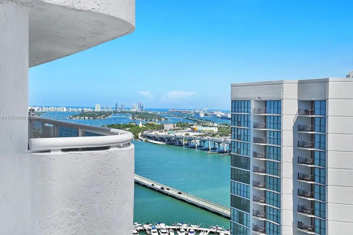 1717 N Bayshore Dr A-3442, Miami, Florida 33132, 1 Bedroom Bedrooms, ,1 BathroomBathrooms,Residentiallease,For Rent,1717 N Bayshore Dr A-3442,A11510656